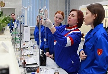 АО «Транснефть – Север» провело для студентов УГТУ мастер-класс в испытательной лаборатории нефти 